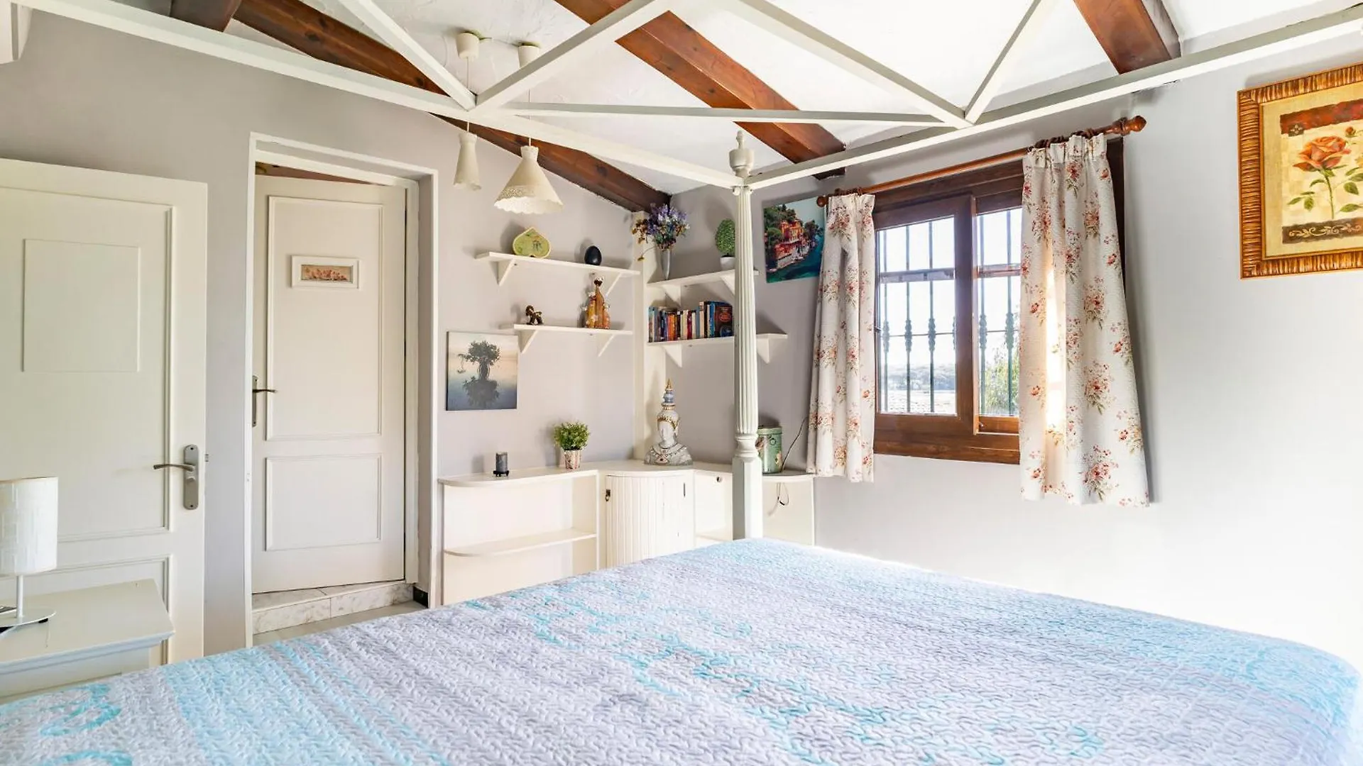 Cozy Home In Chiclana De La Fronter With Outdoor Swimming Pool Chiclana de la Frontera 0*,  Spain