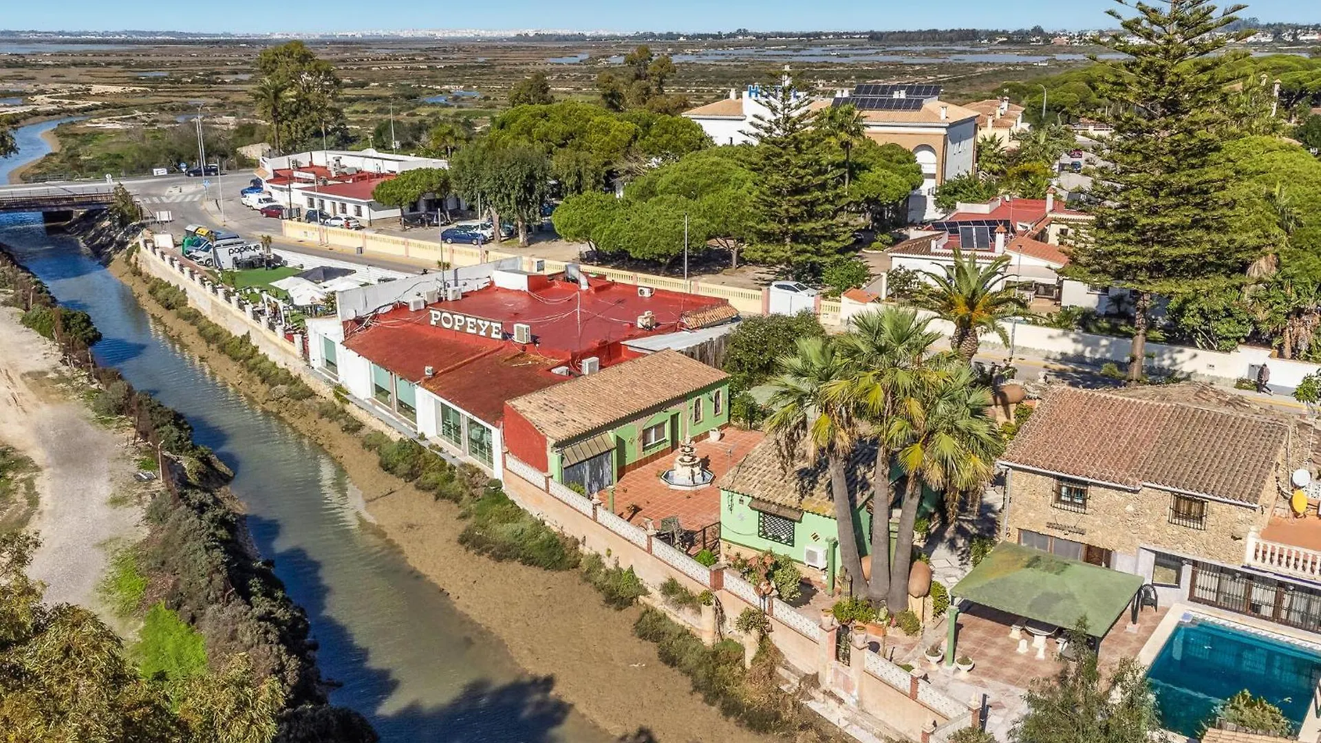 Cozy Home In Chiclana De La Fronter With Outdoor Swimming Pool Chiclana de la Frontera Holiday home