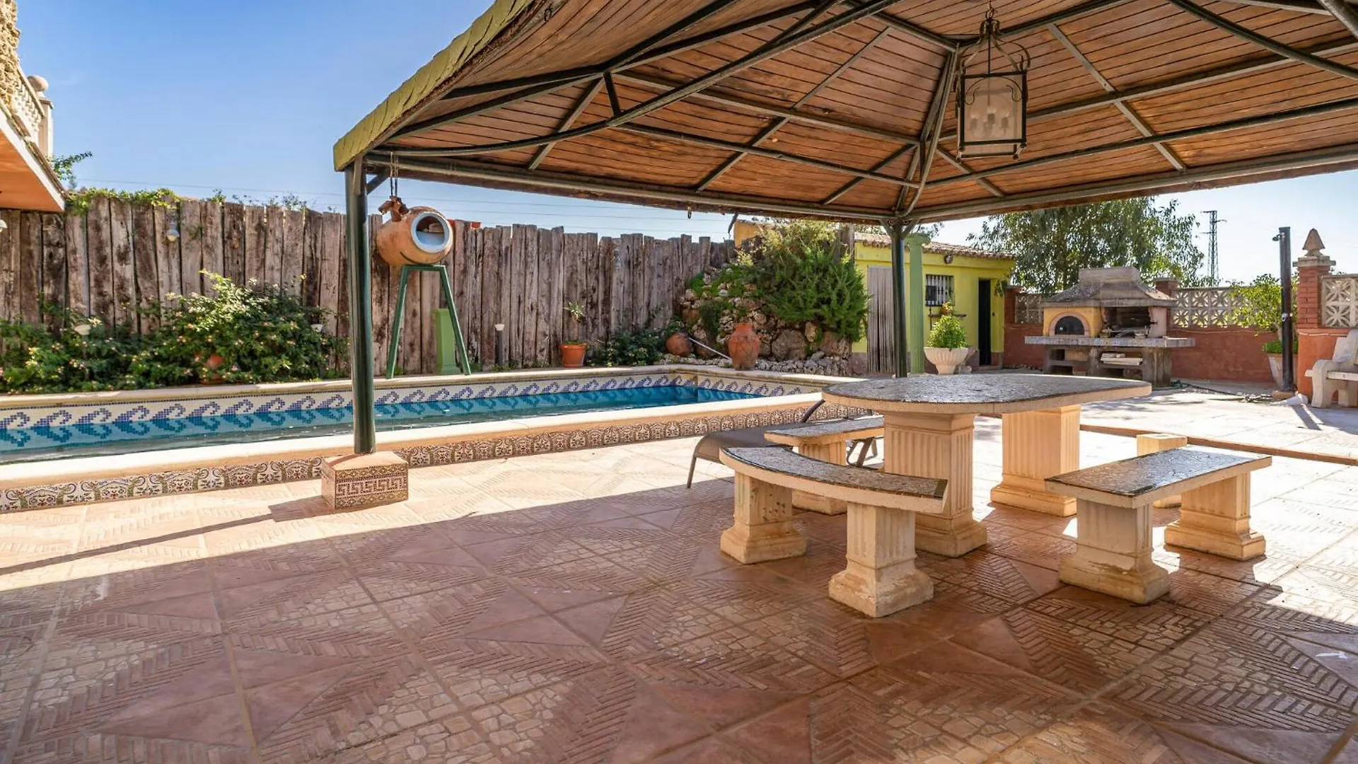 Cozy Home In Chiclana De La Fronter With Outdoor Swimming Pool Chiclana de la Frontera